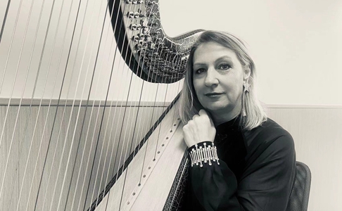 Polish teacher works to popularize harp in SZ
